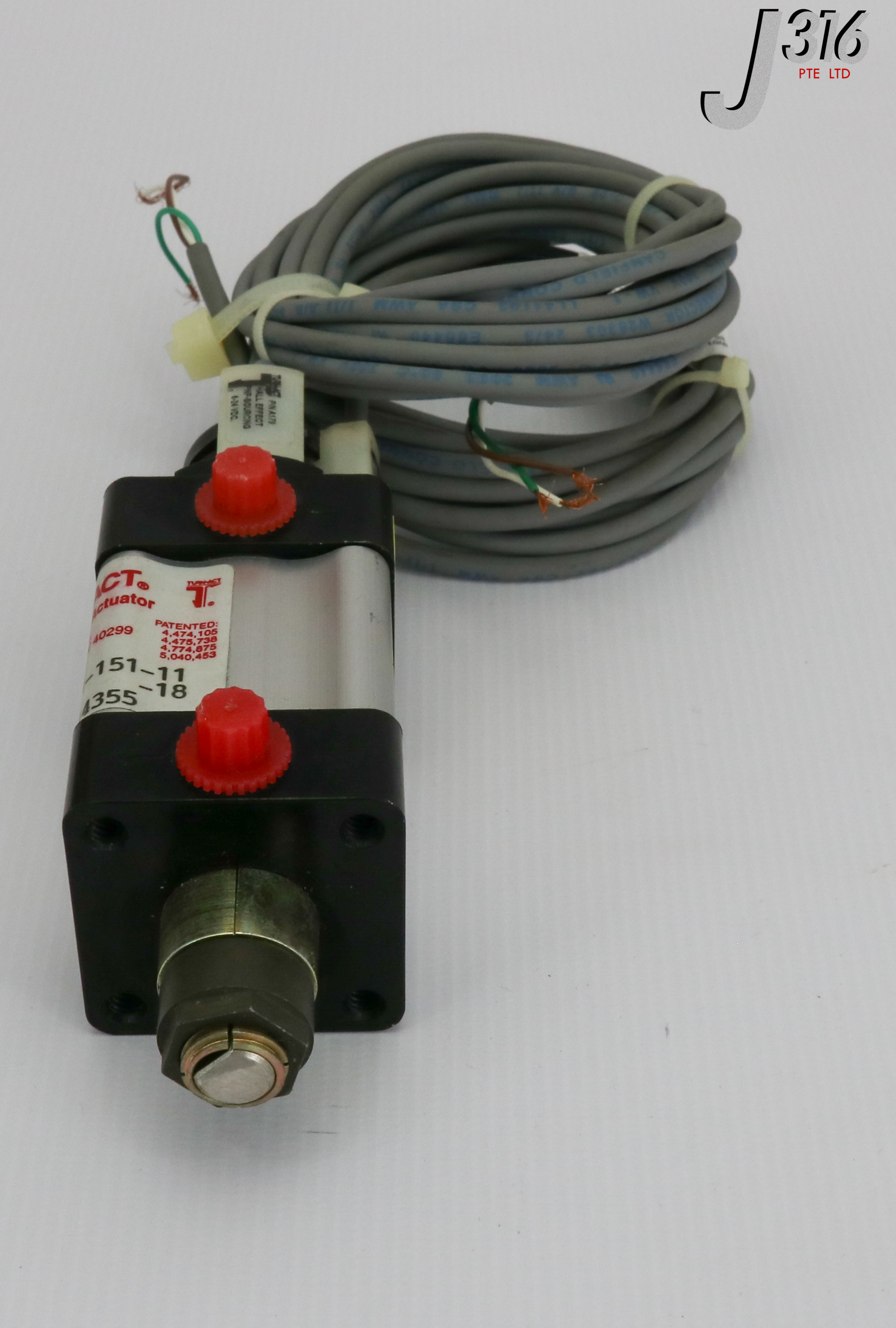 17884 TURN-ACT ROTARY ACTUATOR W/ A179 REED SWITCH 031-151-11-18
